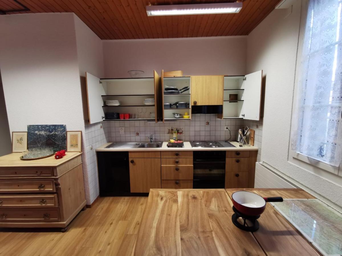 Simple Studio 36M2 In The Center Of Burgdorf Private Parking Small Bathroom מראה חיצוני תמונה